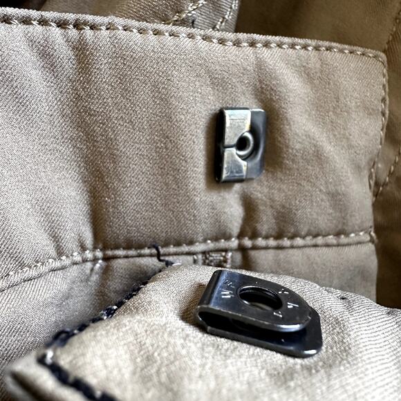 Nike Dri-FIT Repel Pants Pocket Slim Fit Hook & Eye Athleisure Golf Tan 32x34 - Picture 4 of 8